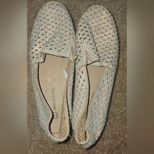 Massini Women's Sparkling Beige Loafers